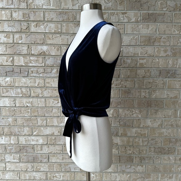 Aqua V Neck Velvet Top Blouse Size S 🌸 - Picture 2 of 7